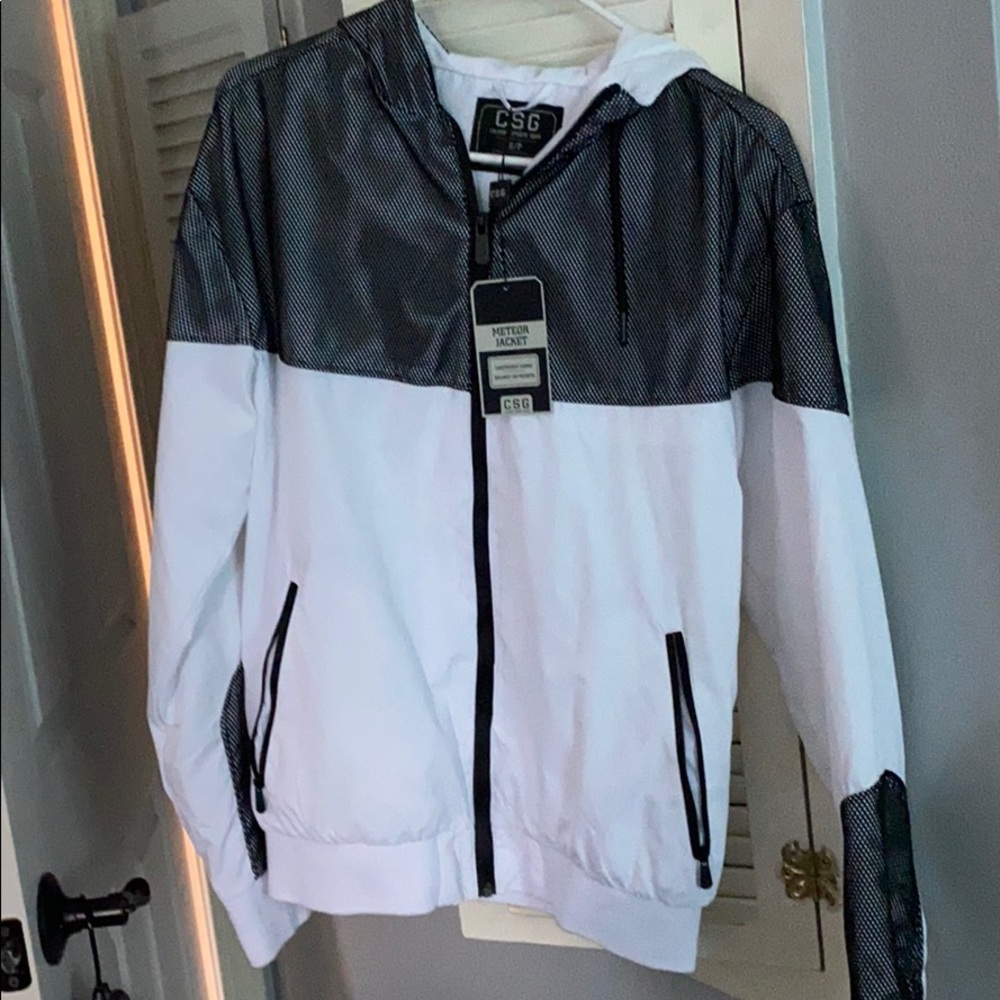 Windbreaker jacket
